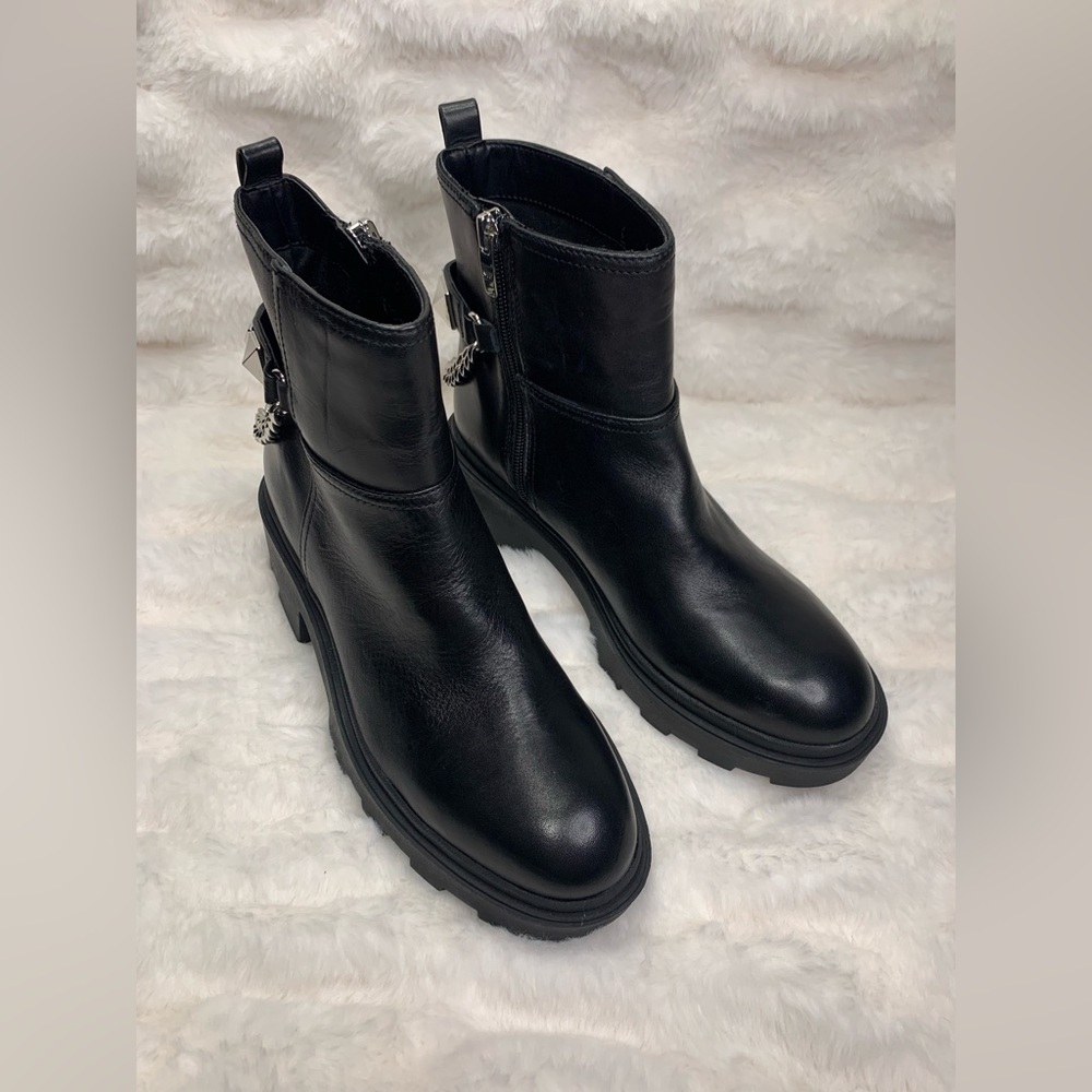 Marc Fisher Waty Bootie Size: 6 1/2